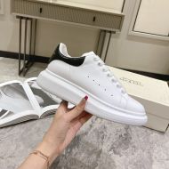 Alexander Mcqueen Oversized Sneakers Unisex Calf Leather and Crocodile Leather White/Black