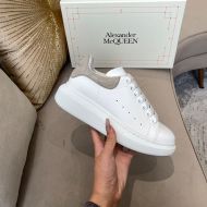 Alexander Mcqueen Oversized Sneakers Unisex Calf Leather and Crocodile Suede White/Gray