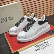 Alexander Mcqueen Oversized Sneakers Unisex Calf Leather with Contrast Rubber Heel White/Black